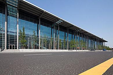 经典丧尸游戏《丧尸围城：豪华复刻版》开启预售